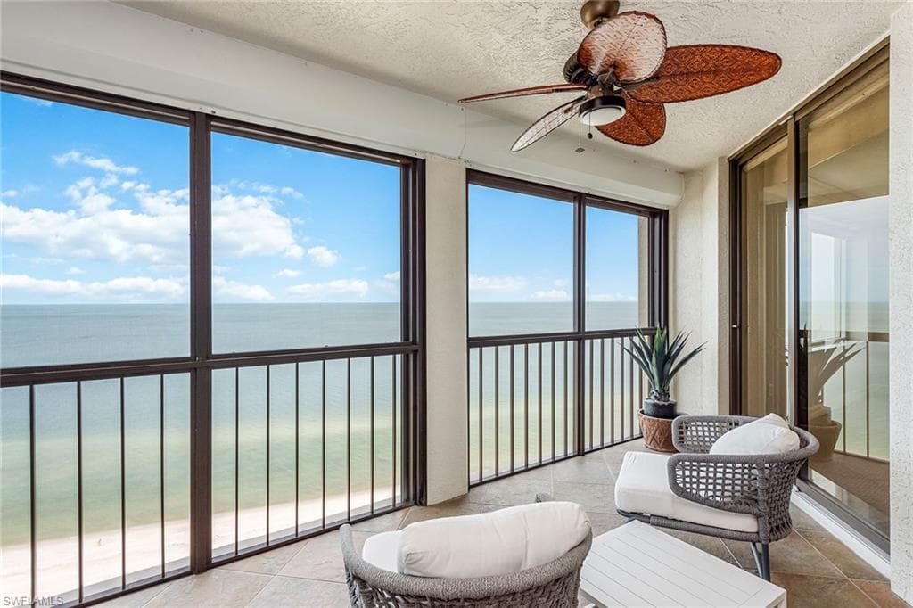 8171 Bay Colony DR 1802 NAPLES, FL 34108