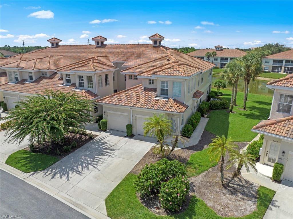 3053 Driftwood WAY 3907 NAPLES, FL 34109
