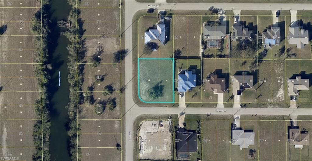 1321 18th ST CAPE CORAL, FL 33909