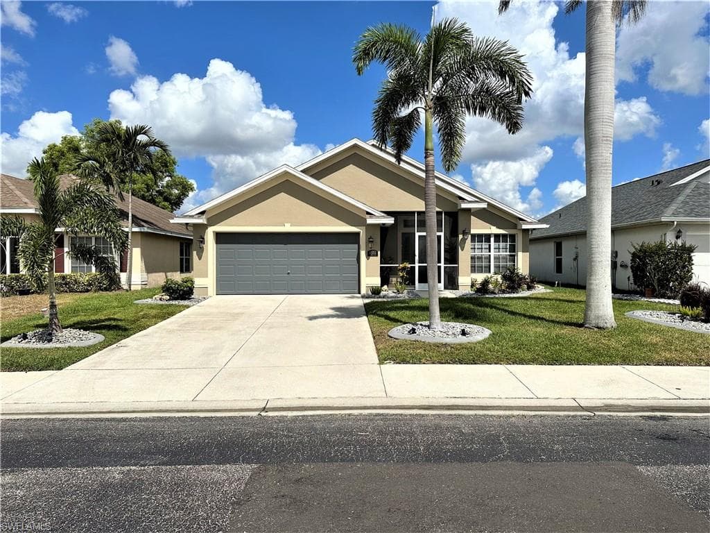 8551 Gassner WAY LEHIGH ACRES, FL 33972