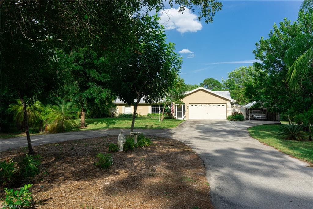 720 14th ST SE NAPLES, FL 34117
