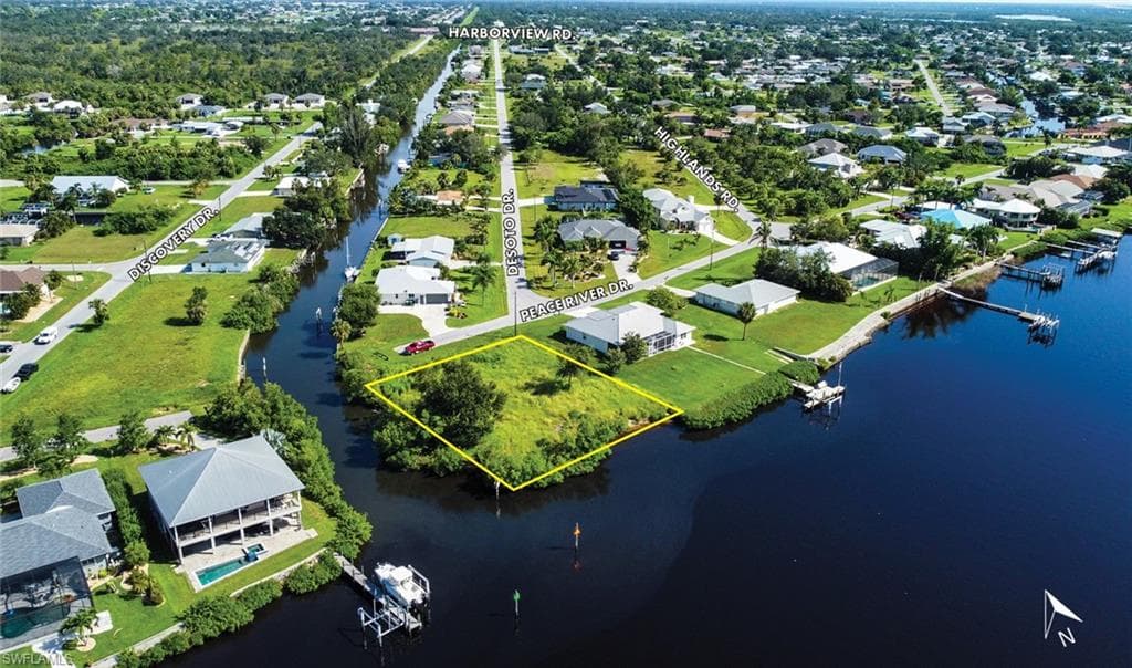 3690 Peace River DR PUNTA GORDA, FL 33983