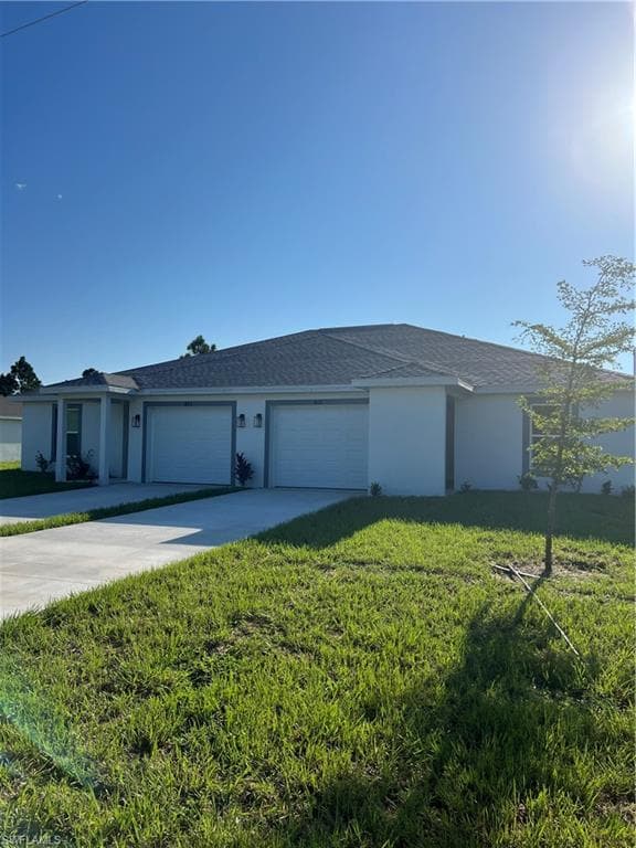 855 Bedford DR LEHIGH ACRES, FL 33974
