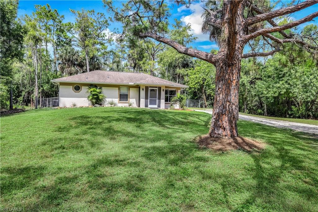 4285 16th AVE NE NAPLES, FL 34120
