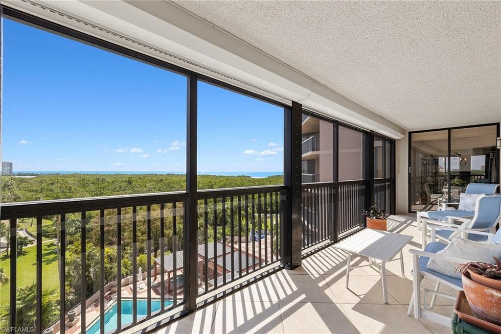 6075 Pelican Bay BLVD 605 NAPLES, FL 34108