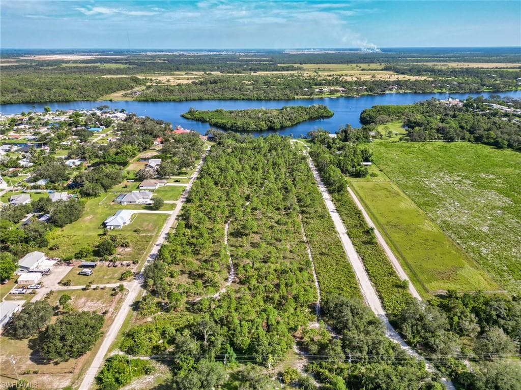 2330 Lazy River LN FORT MYERS, FL 33905