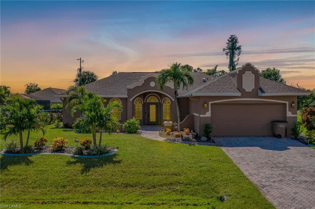 504 SW 10th PL CAPE CORAL, FL 33991