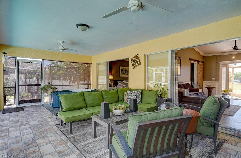 211 SE 12th ST CAPE CORAL, FL 33990