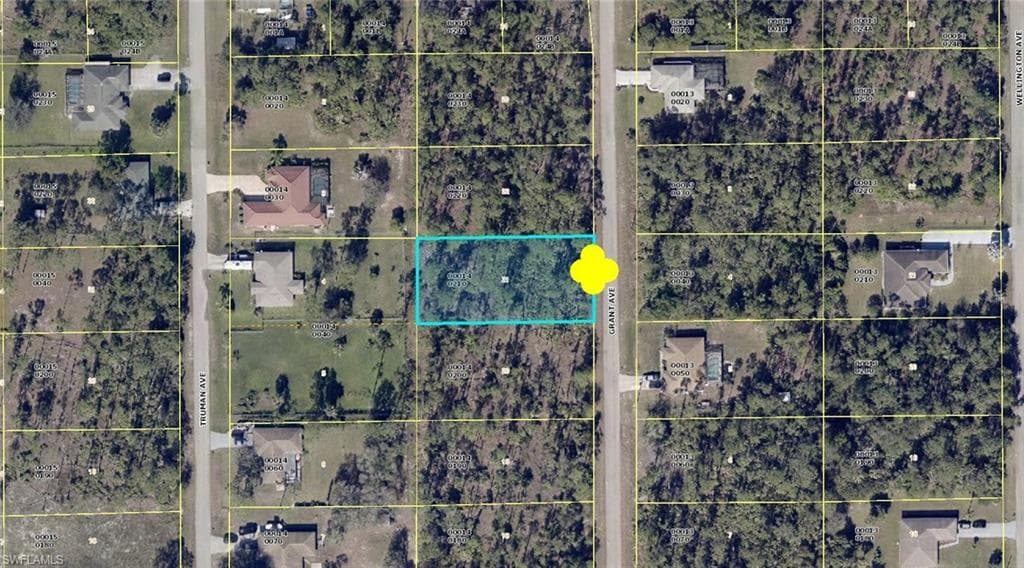 117 Grant AVE LEHIGH ACRES, FL 33936