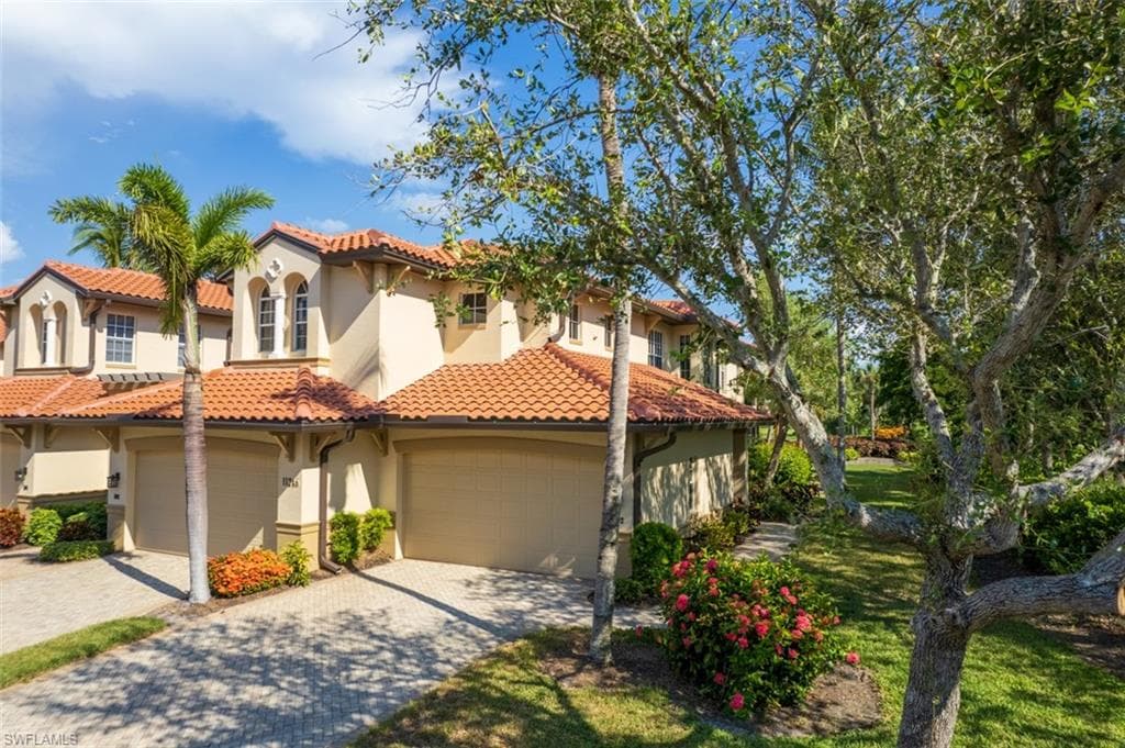11246 Bienvenida WAY 8D / Unit 202 FORT MYERS, FL 33908