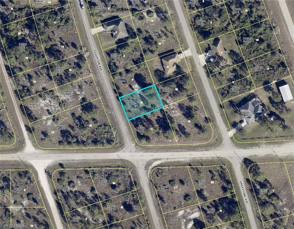 987 Edgerton AVE LEHIGH ACRES, FL 33974