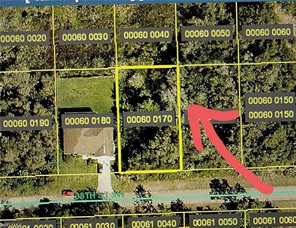 3812 38th ST SW LEHIGH ACRES, FL 33976