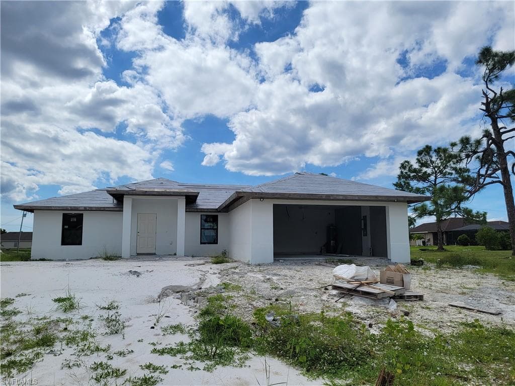 2620 NW 22nd PL CAPE CORAL, FL 33993