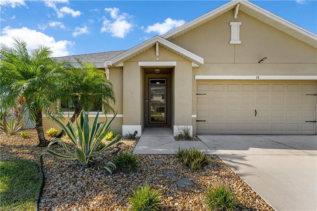 18 SW 19th LN CAPE CORAL, FL 33991