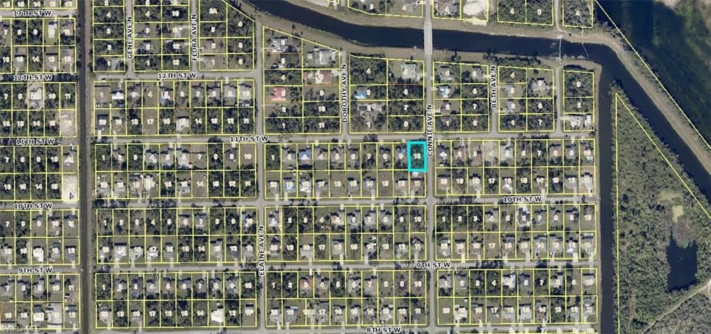 2601 11th ST W LEHIGH ACRES, FL 33971