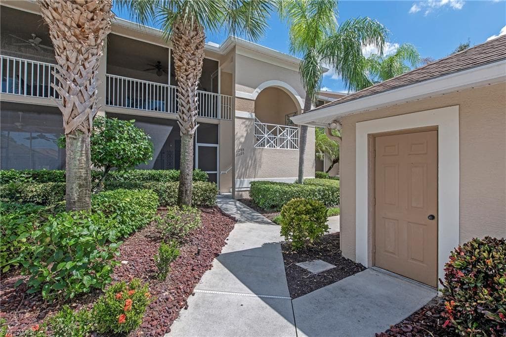 26901 Clarkston DR 105 BONITA SPRINGS, FL 34135
