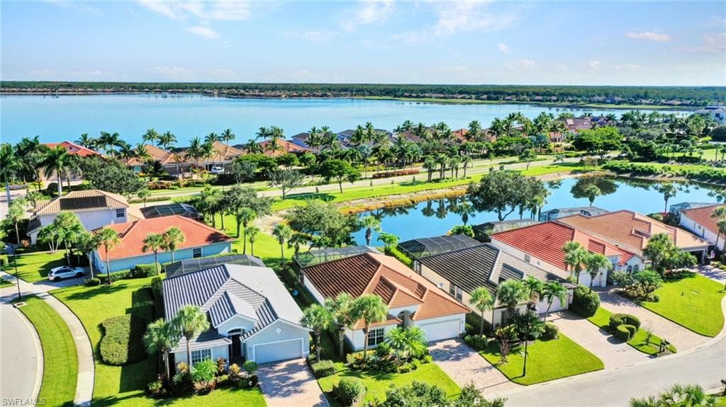 9115 Crystal CT NAPLES, FL 34120