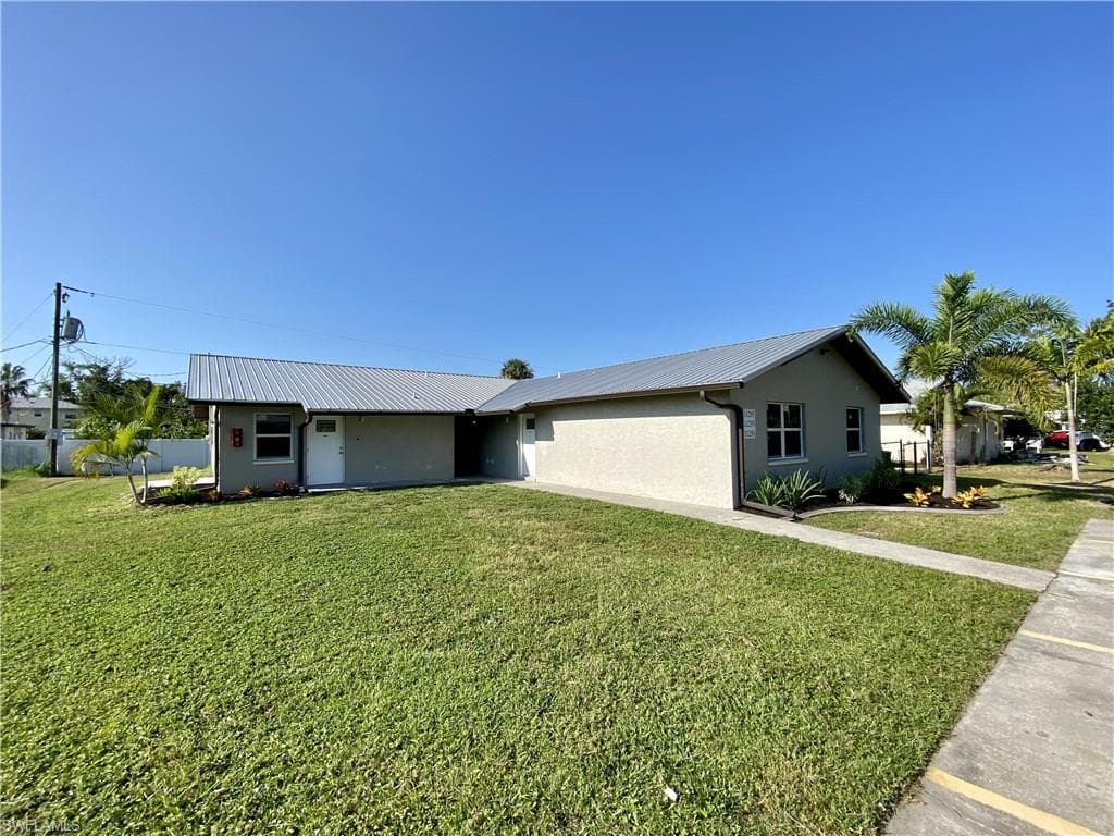 11291 Linda Loma DR FORT MYERS, FL 33908