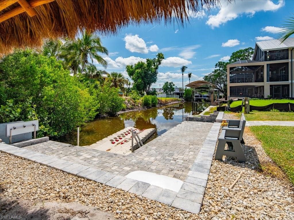 24502 Redfish ST BONITA SPRINGS, FL 34134
