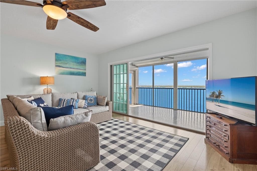 1901 Clifford ST 1402 FORT MYERS, FL 33901