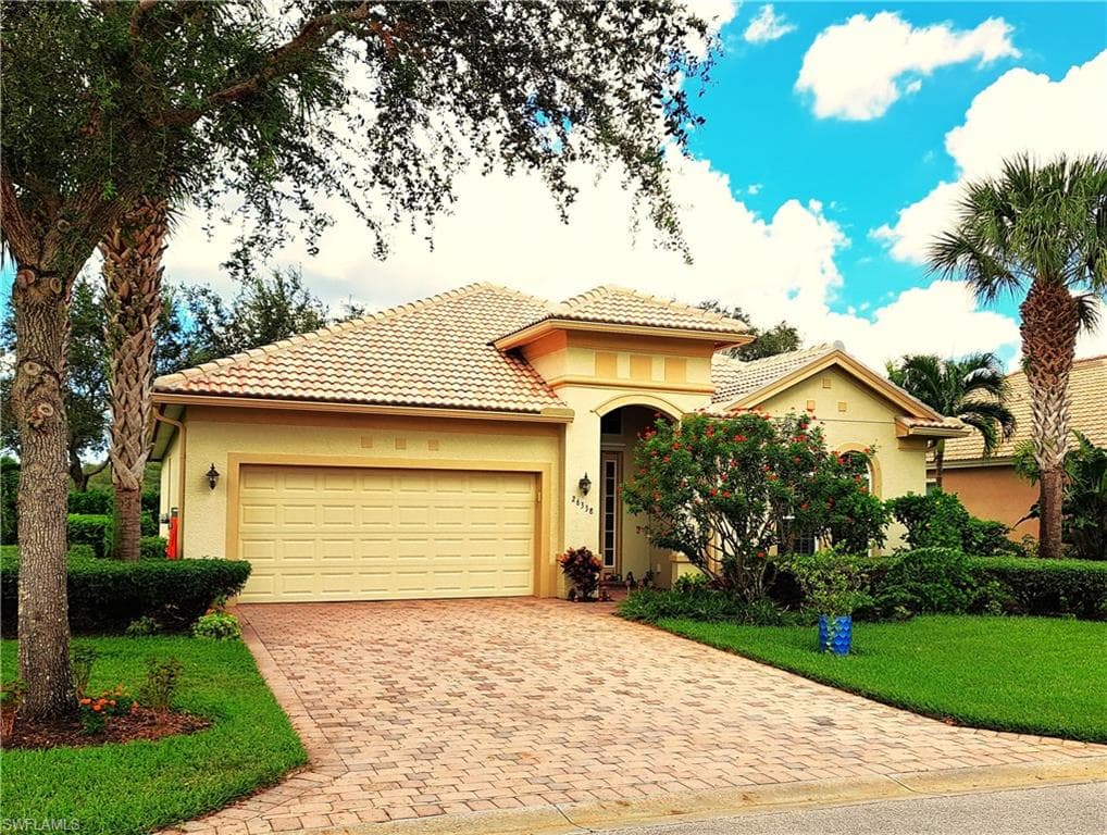 26338 Stonewall LN BONITA SPRINGS, FL 34135