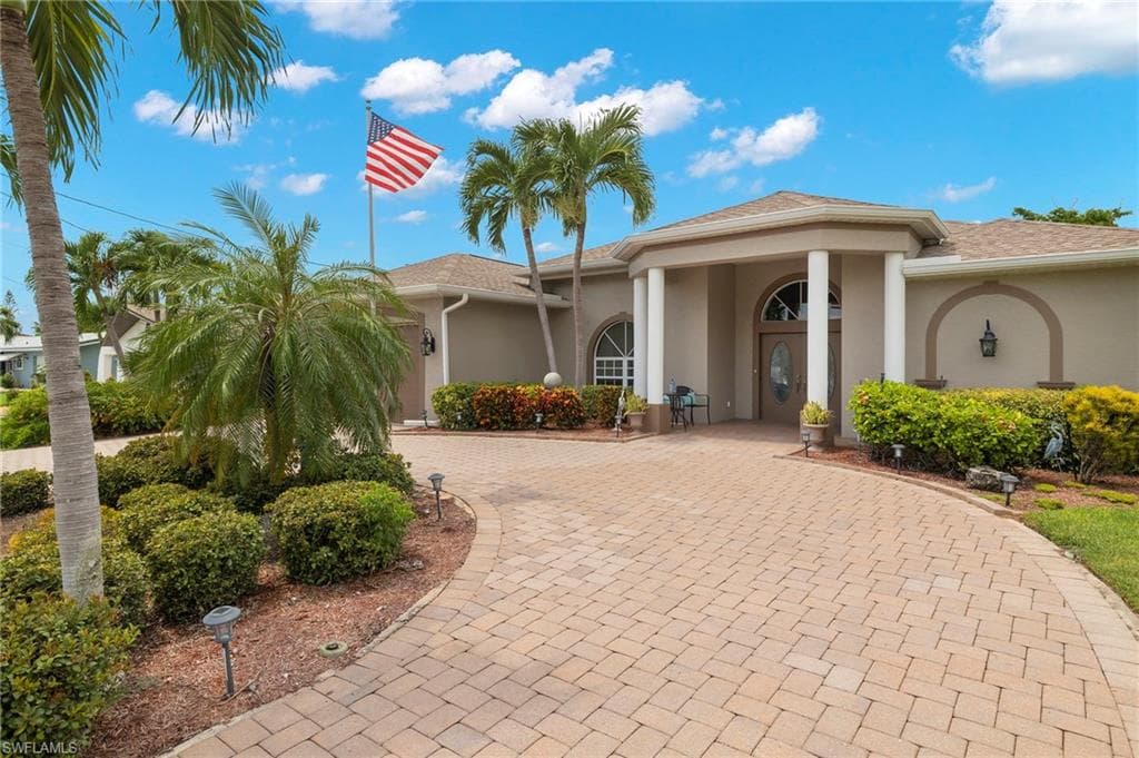 4428 Country Club BLVD CAPE CORAL, FL 33904