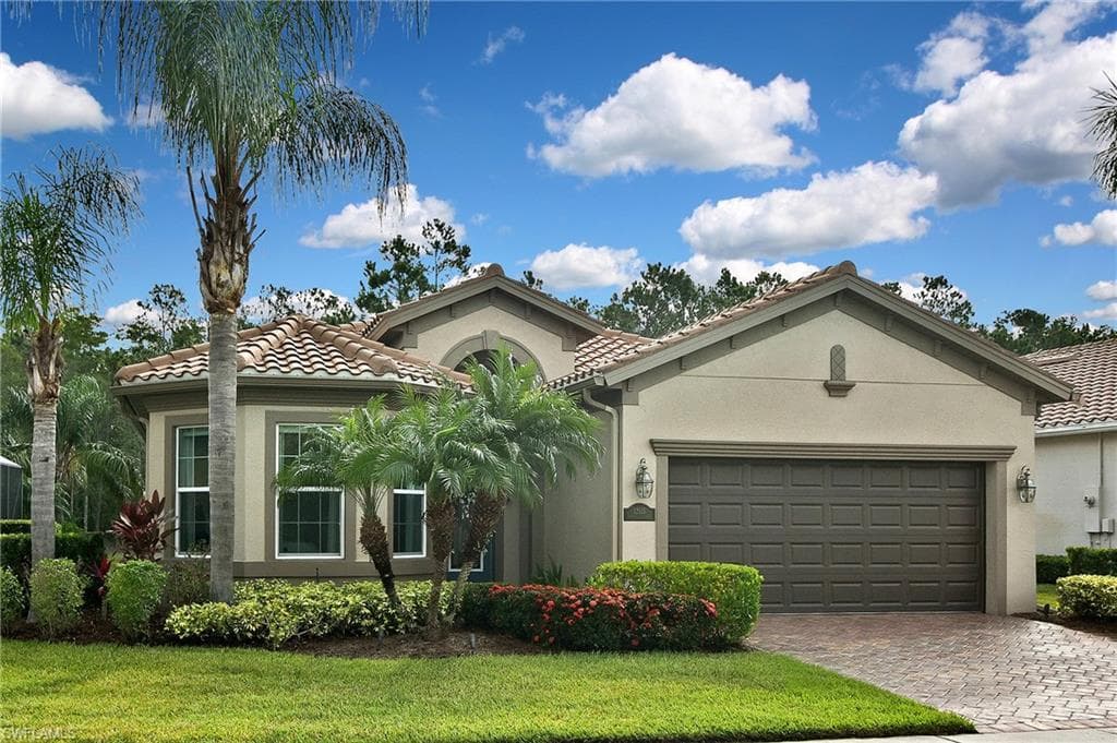 12115 Chrasfield Chase FORT MYERS, FL 33913