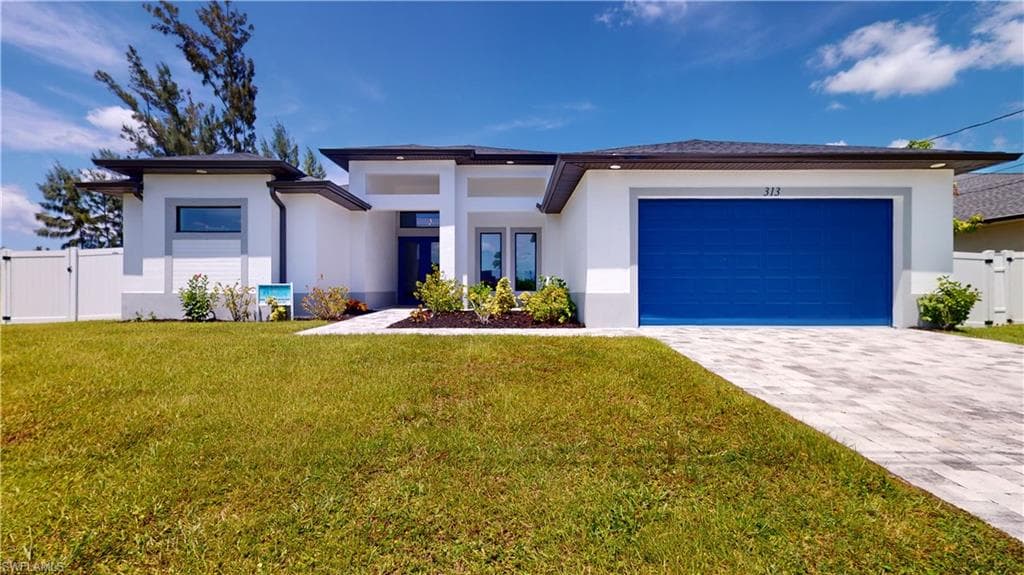 313 SW 21st LN CAPE CORAL, FL 33991