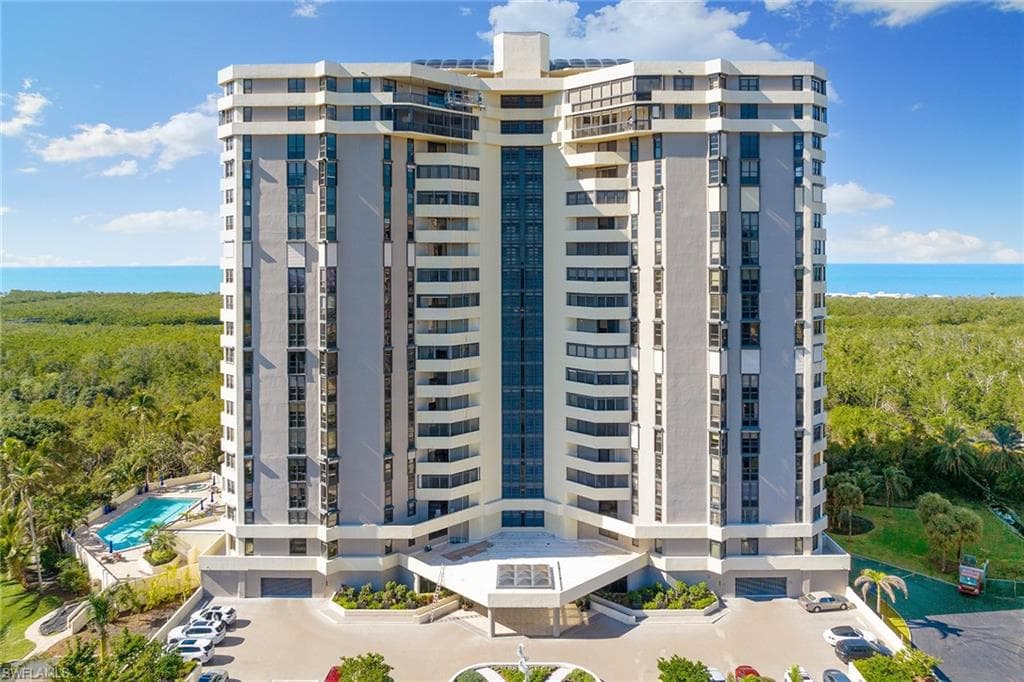 6001 Pelican Bay BLVD 205 NAPLES, FL 34108