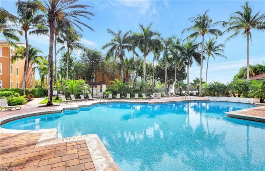 1235 Reserve WAY 5-206 NAPLES, FL 34105
