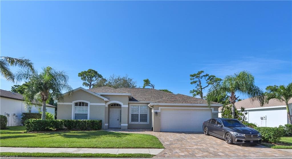 23351 Olde Meadowbrook CIR ESTERO, FL 34134