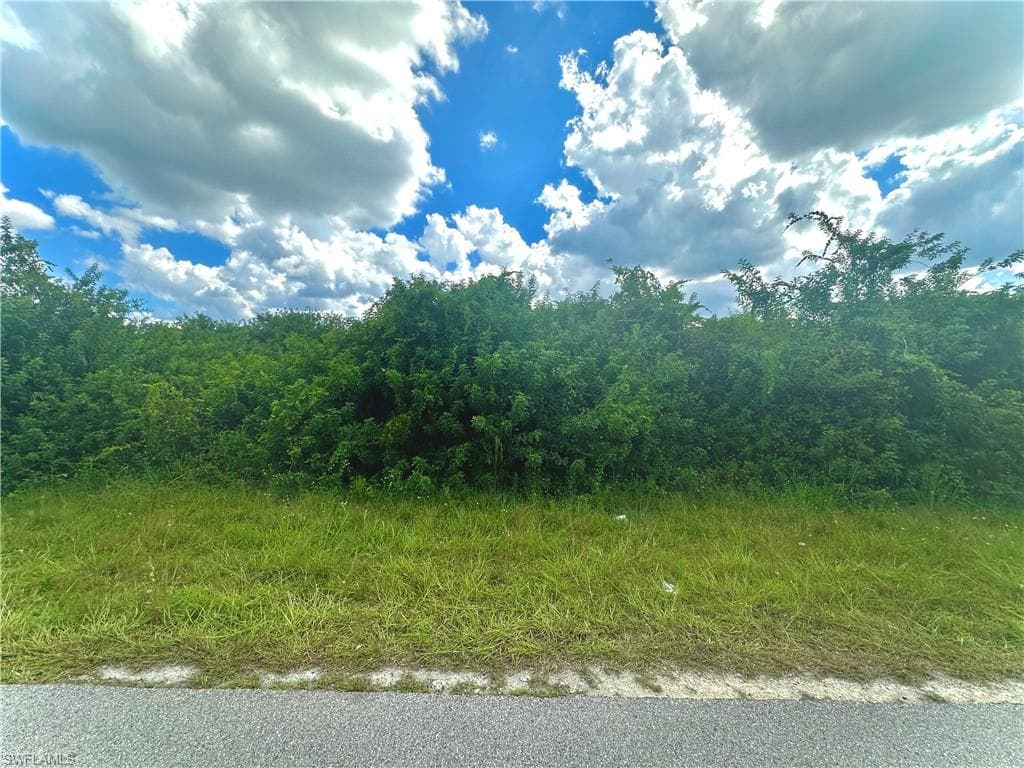 1806 Mayberry DR LEHIGH ACRES, FL 33972