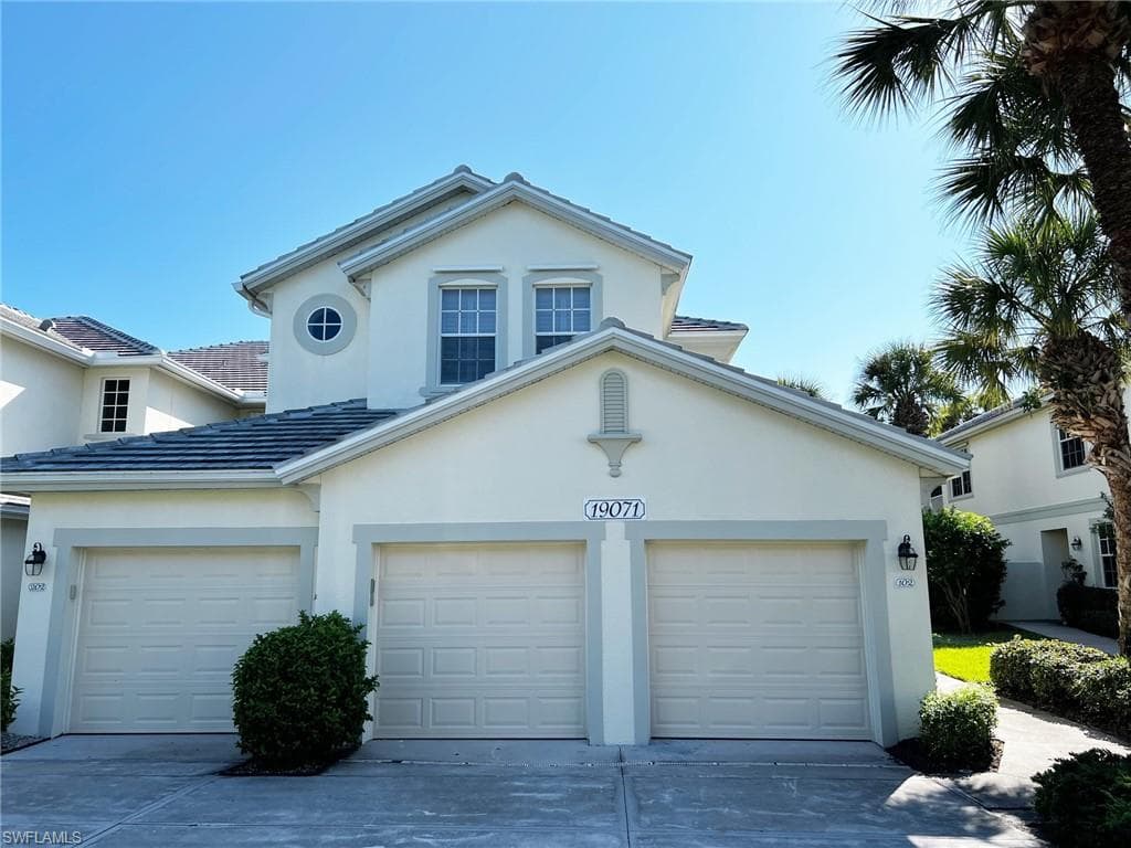 19071 Ridgepoint DR 102 ESTERO, FL 33928