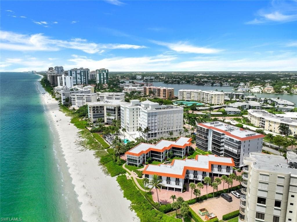 3333 Gulf Shore BLVD N 501 NAPLES, FL 34103
