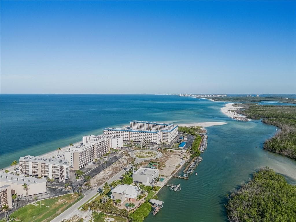 25815 Hickory BLVD 4 BONITA SPRINGS, FL 34134
