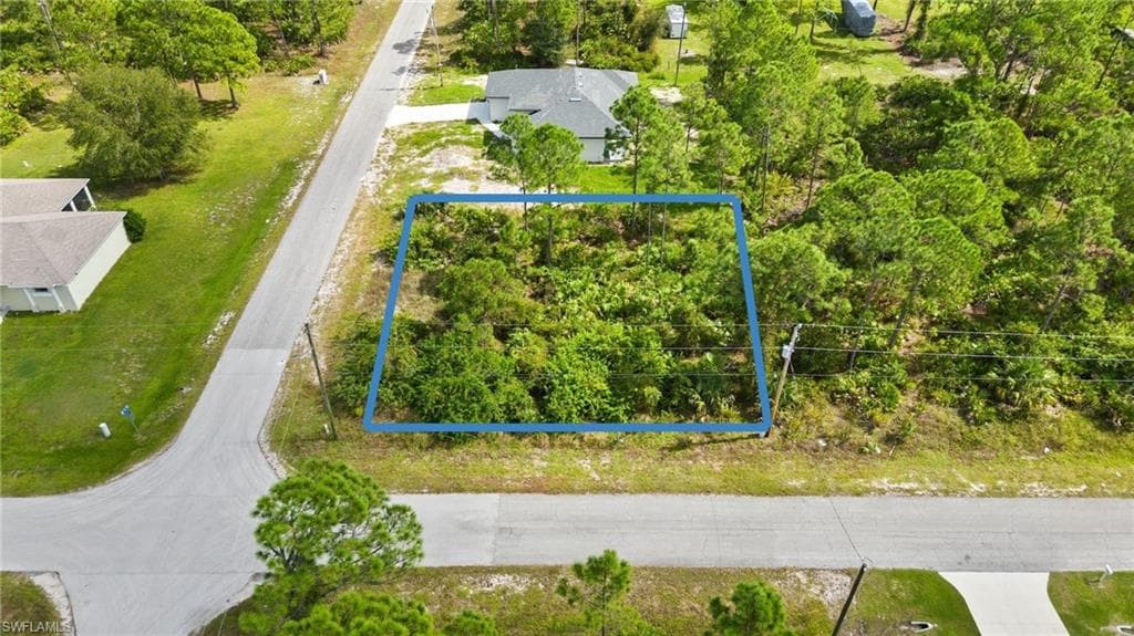 1507 11th ST LEHIGH ACRES, FL 33972
