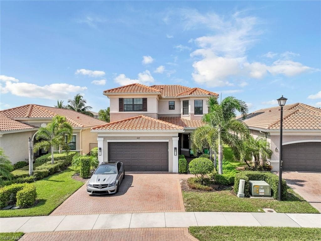 4189 Amelia Way NAPLES, FL 34119