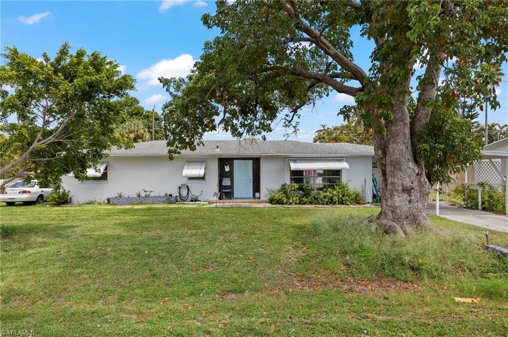 18511 Dogwood RD FORT MYERS, FL 33967