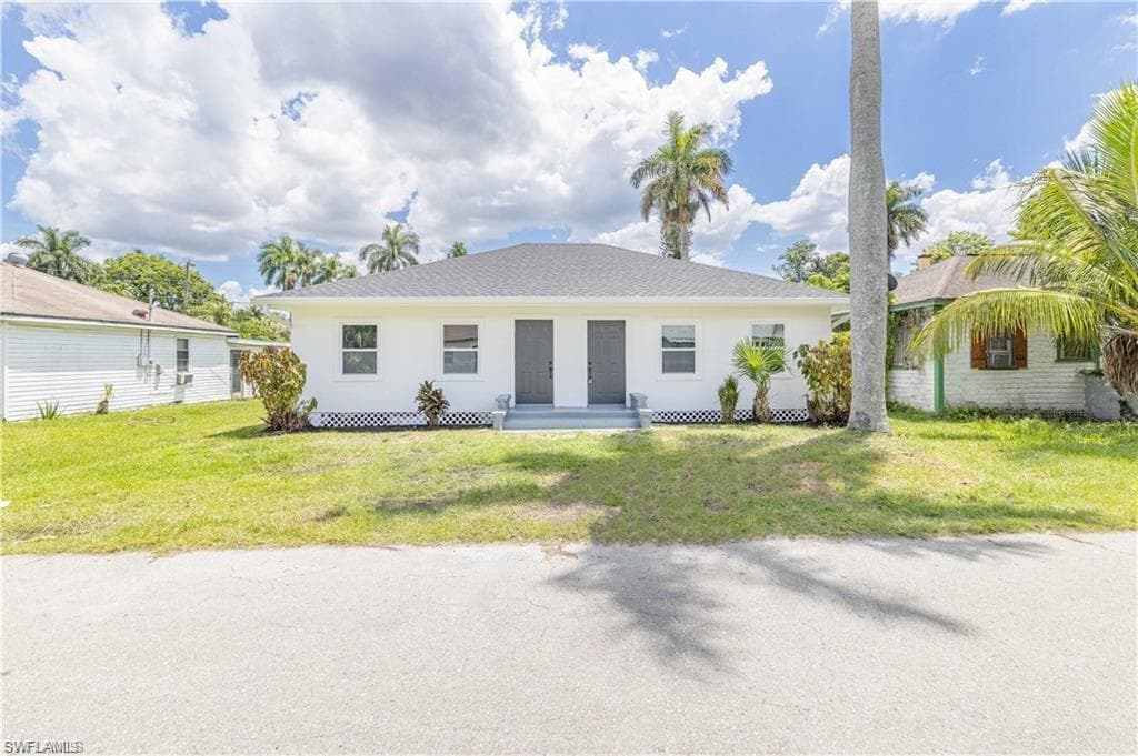 25-27 Cypress ST 25,27 NORTH FORT MYERS, FL 33903