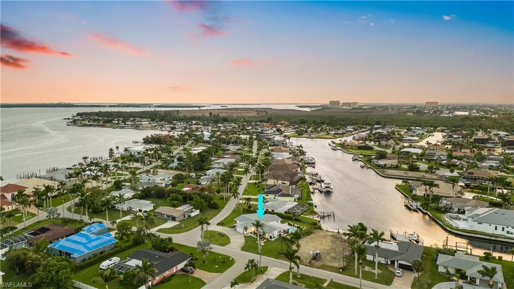 5368 Bayshore AVE CAPE CORAL, FL 33904