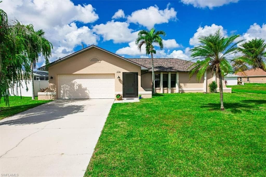 2724 SW 11th AVE CAPE CORAL, FL 33914