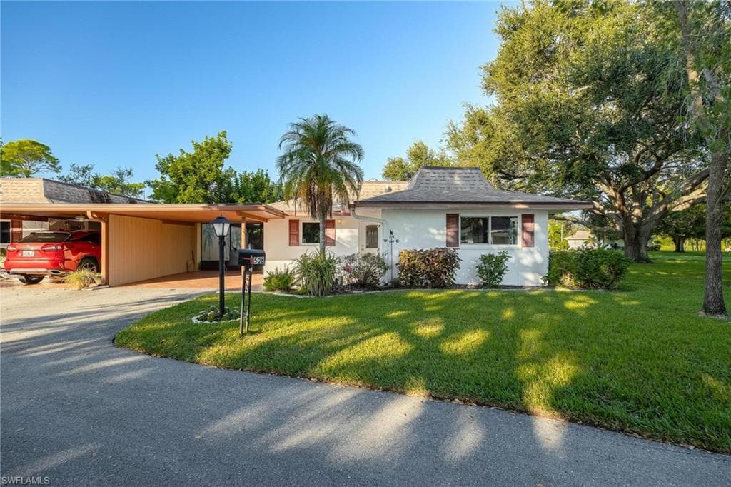 508 Pangola DR NORTH FORT MYERS, FL 33903
