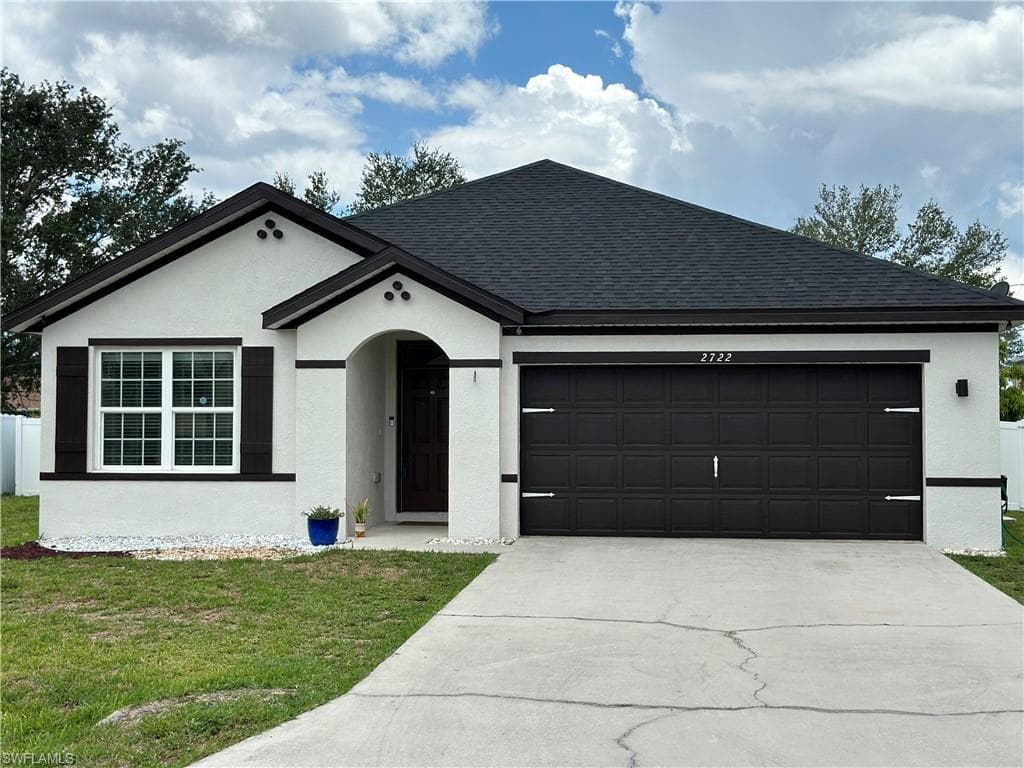 2722 SW 3rd PL CAPE CORAL, FL 33914