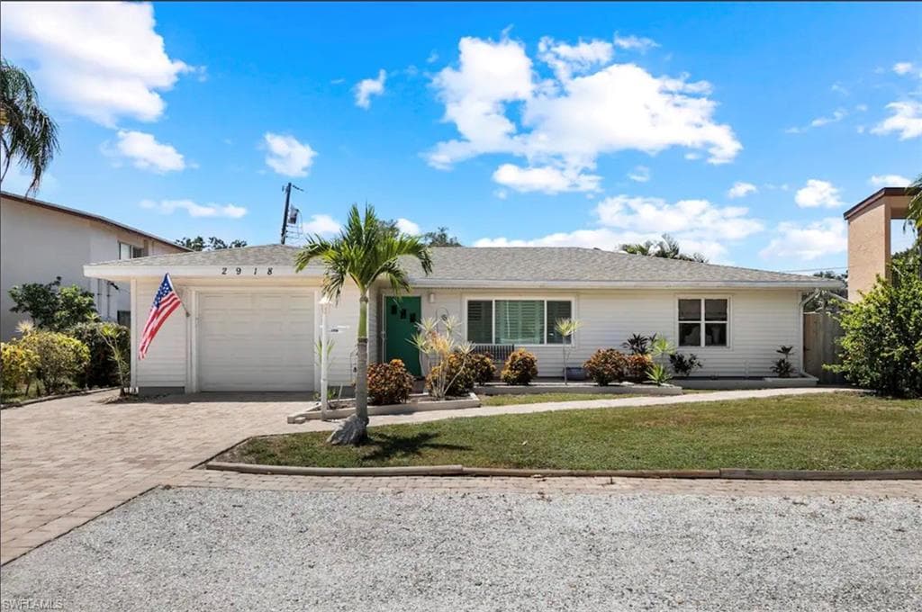 2918 Clark RD SARASOTA, FL 34231
