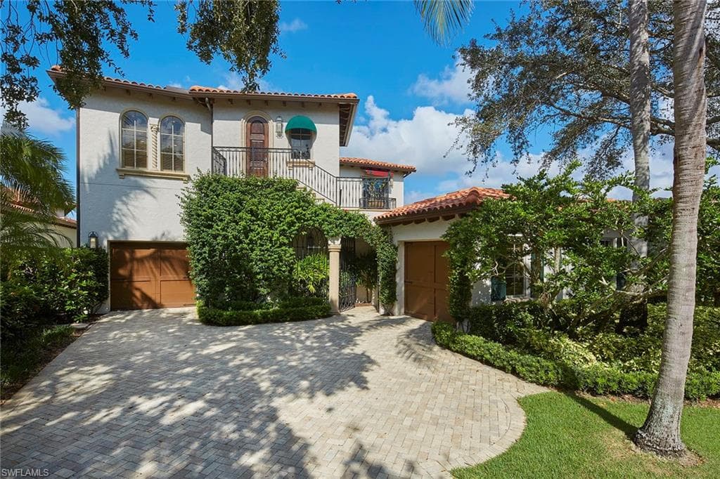 1347 Noble Heron WAY NAPLES, FL 34105