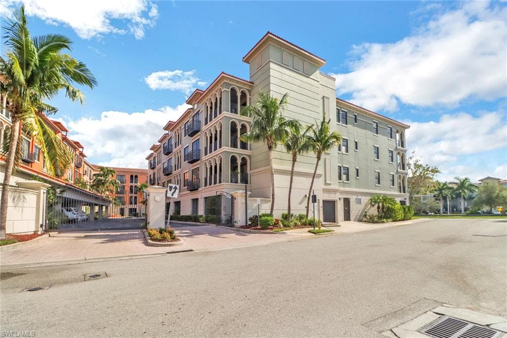 8000 Via Sardinia WAY 202 ESTERO, FL 33928