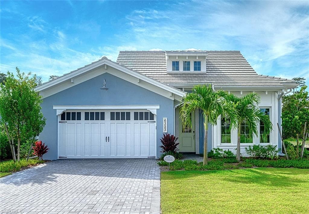 6323 Antigua WAY NAPLES, FL 34113