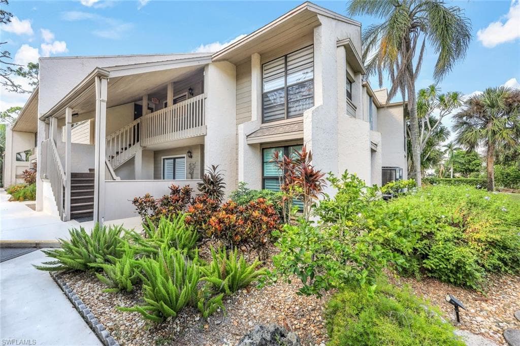 16454 Timberlakes DR 204 FORT MYERS, FL 33908