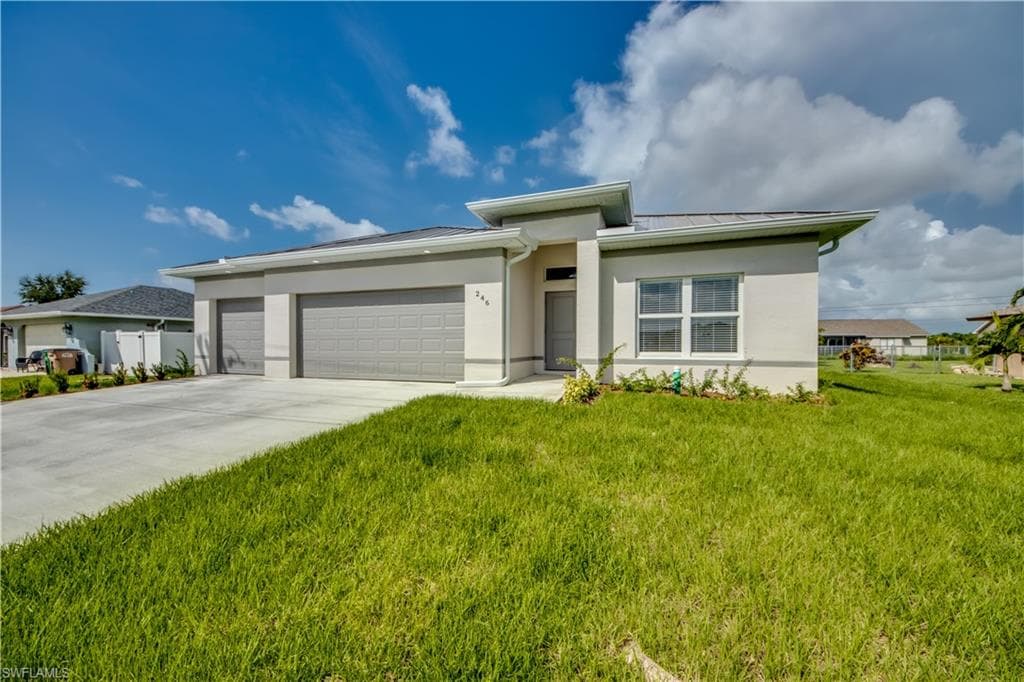 471 NE 3rd CT CAPE CORAL, FL 33909