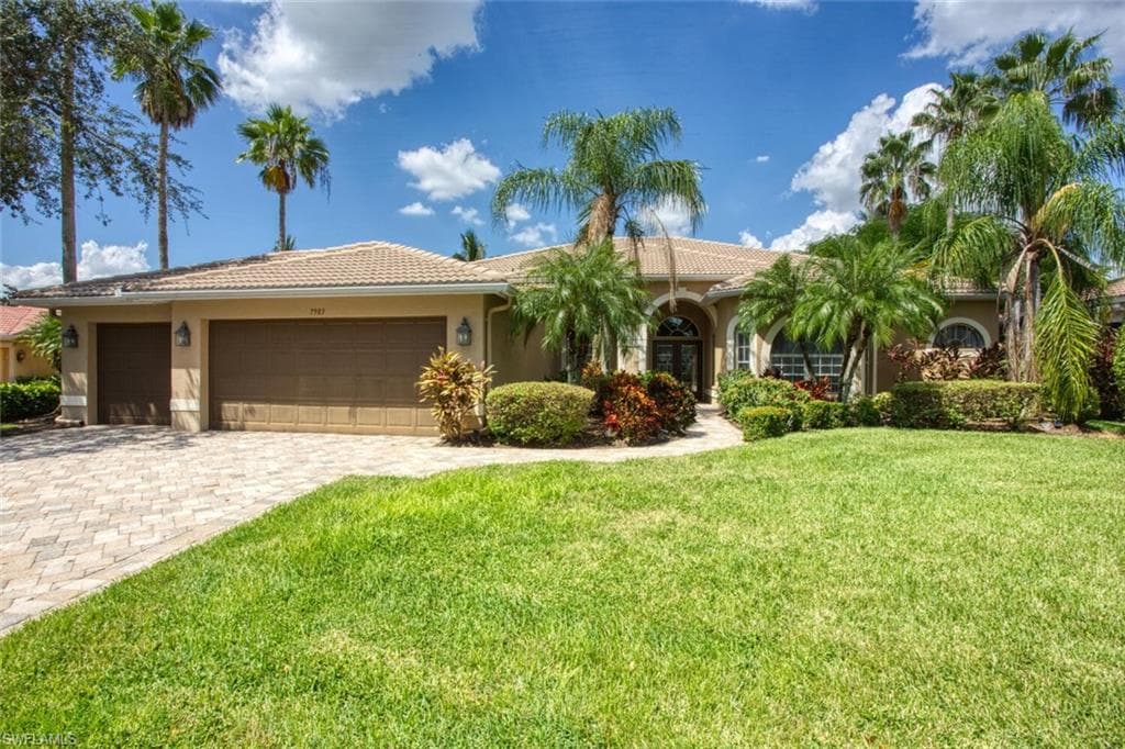 7903 Go Canes WAY FORT MYERS, FL 33966